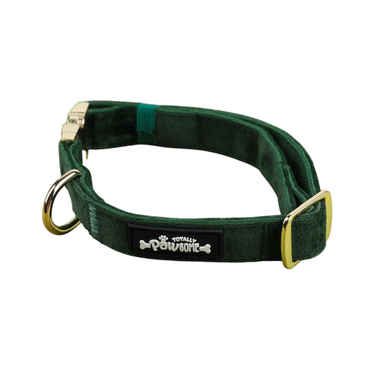 green velvet dog collar